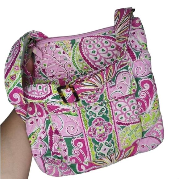 Vera Bradley Quilted Paisley Print Crossbody Purse - Picture 1 of 8